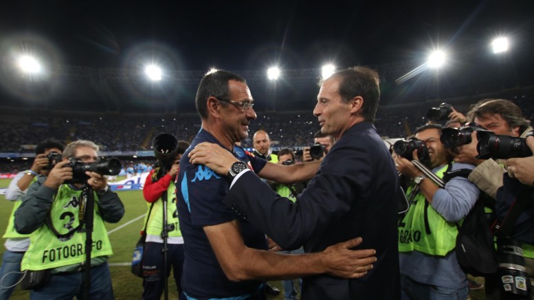 L'abbraccio tra Sarri ed Allegri al San Paolo (foto Ansa.it)