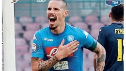 Figurine Panini extra per il Napoli