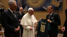 Papa Francesco con gli azzurri