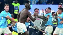 SERIE A-NAPOLI-CAGLIARI 2-0